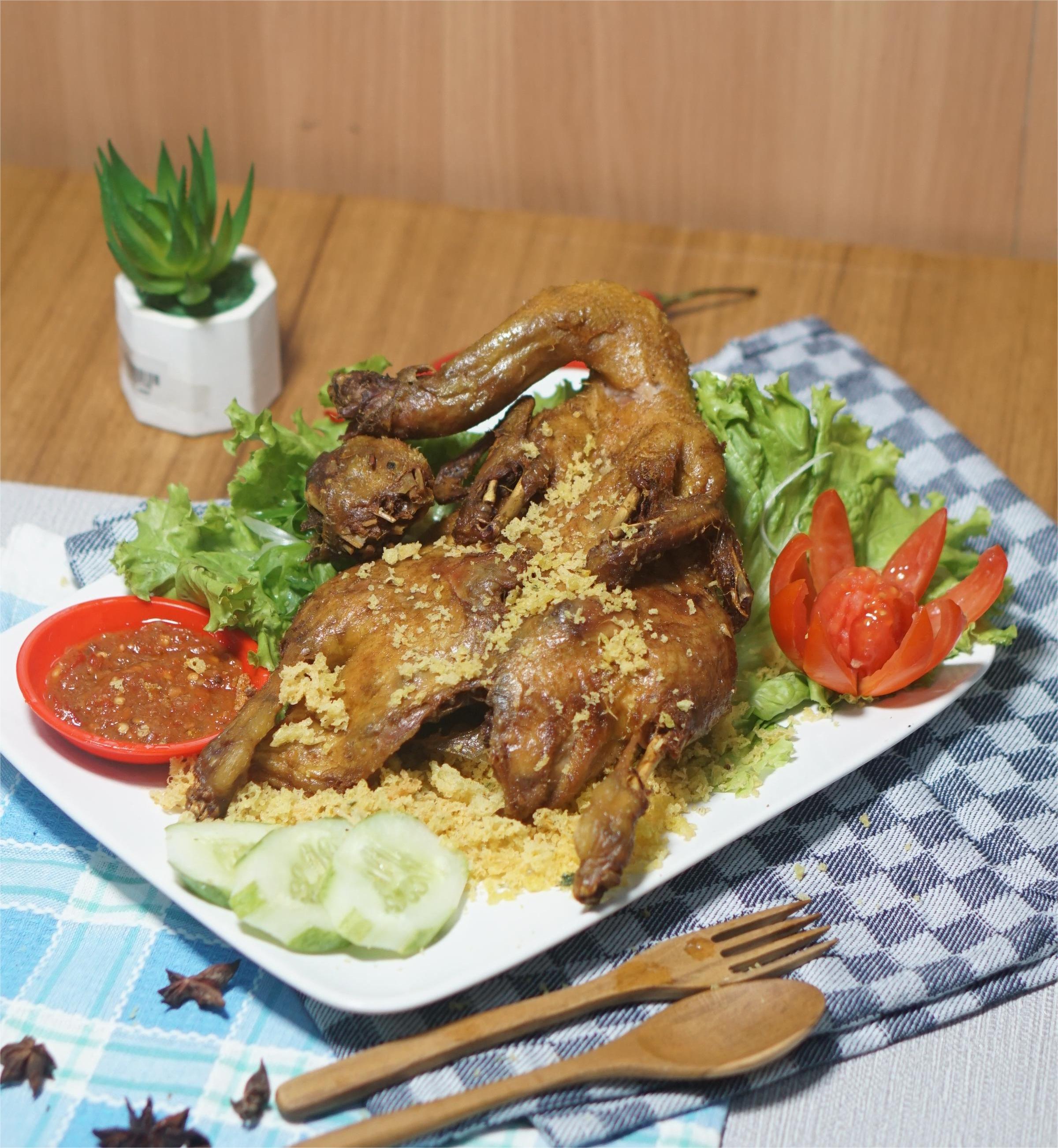 Bebek Goreng